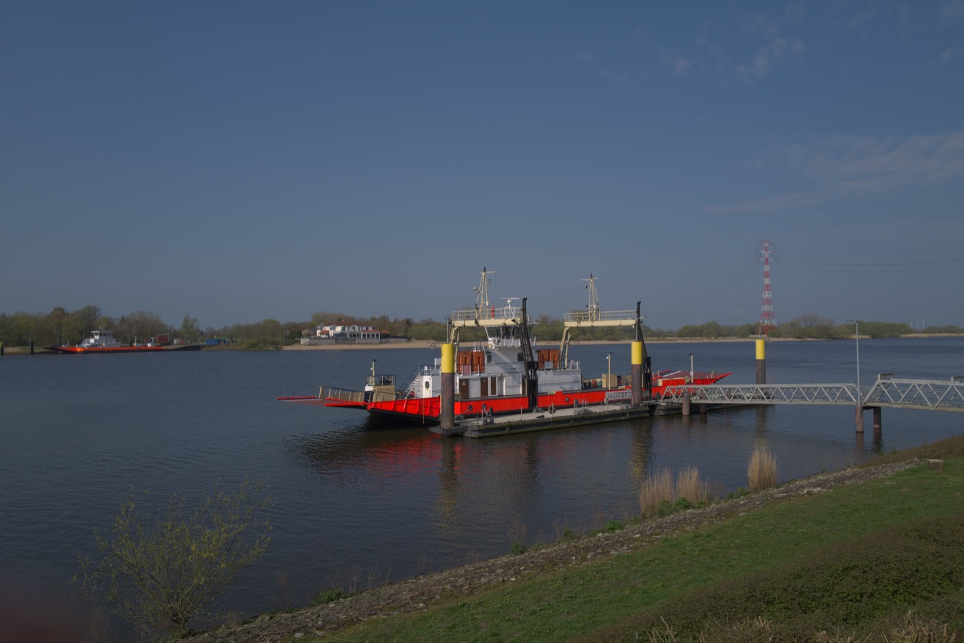 Flat baseline thumbnail for the Ember source frame.