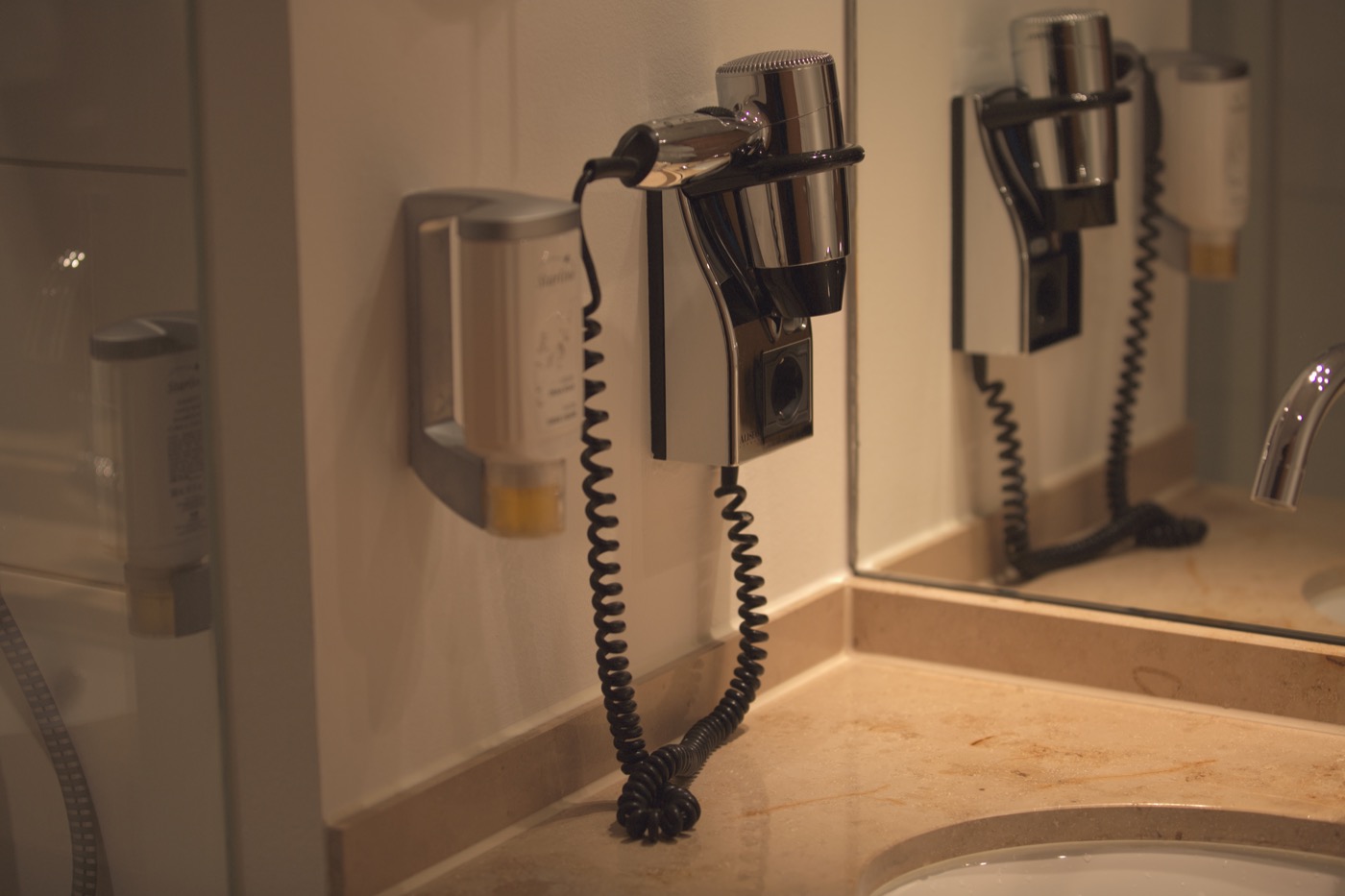 Muse preset reference render from the Canon EOS 5D Mark III source frame.